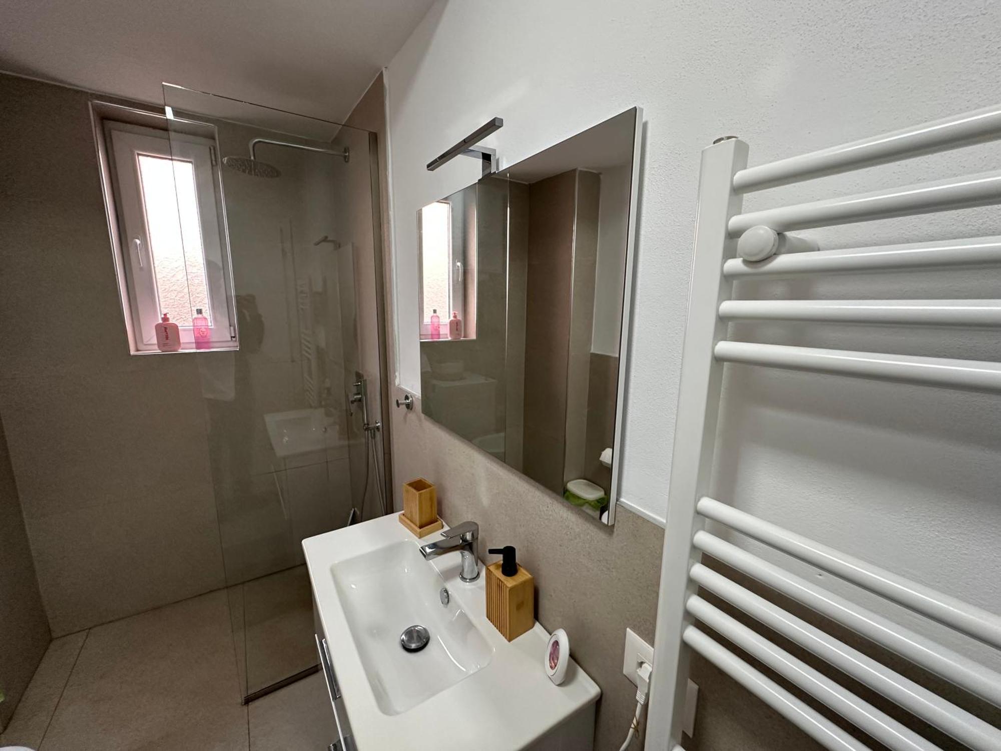 Cosy Staycation Appartement Tirana